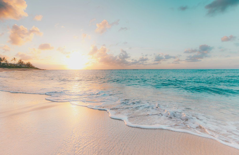 The Ultimate Hermosa Beach Morning Walk: Coffee, The Strand, and Coastal Vibes